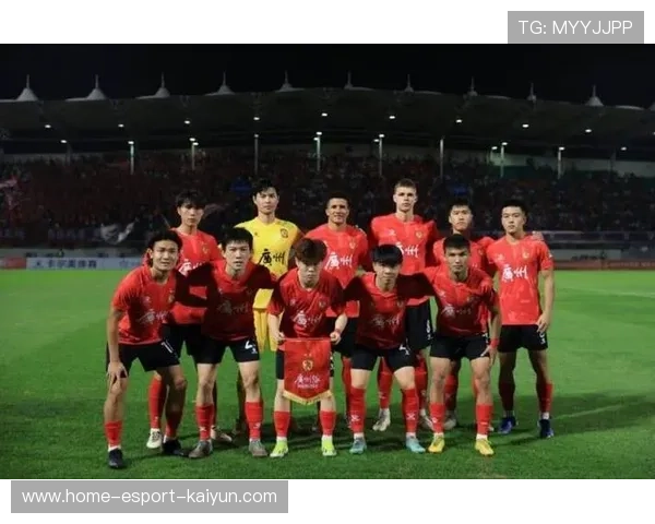 广州队小将突破过人连连，凌空抽射直挂上角的成长故事