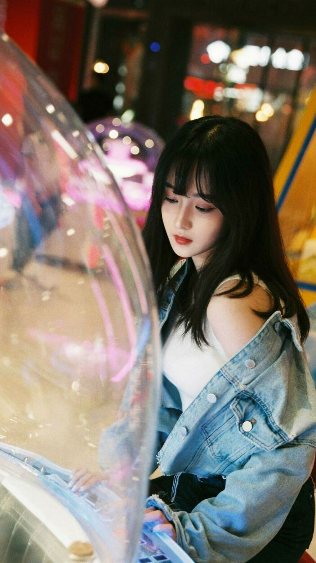 开云电竞平台-仰泳技术娴熟荷兰女将轻松晋级，仰泳冠军视频